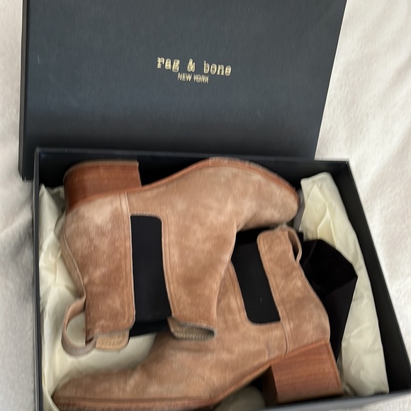 Designer bundle!! - Picture 2 of 16